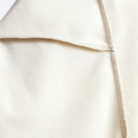 ASOS Collusion Crop Fitted T-shirt - Picture 4 of 5